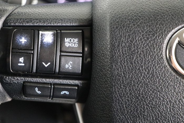 2017 Toyota Hilux SR5