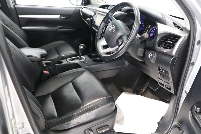 2017 Toyota Hilux SR5