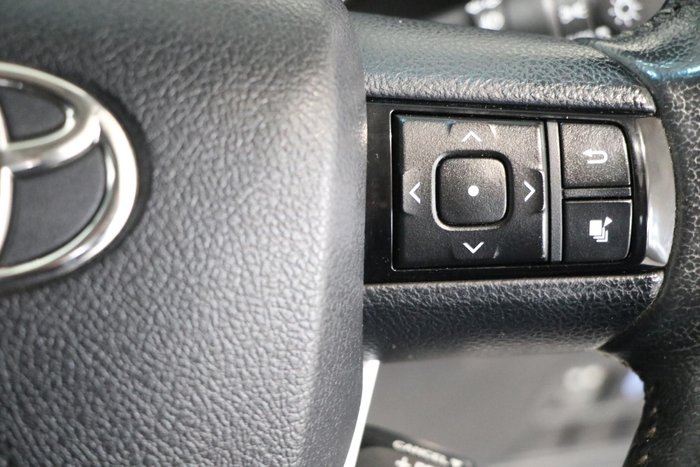 2017 Toyota Hilux SR5