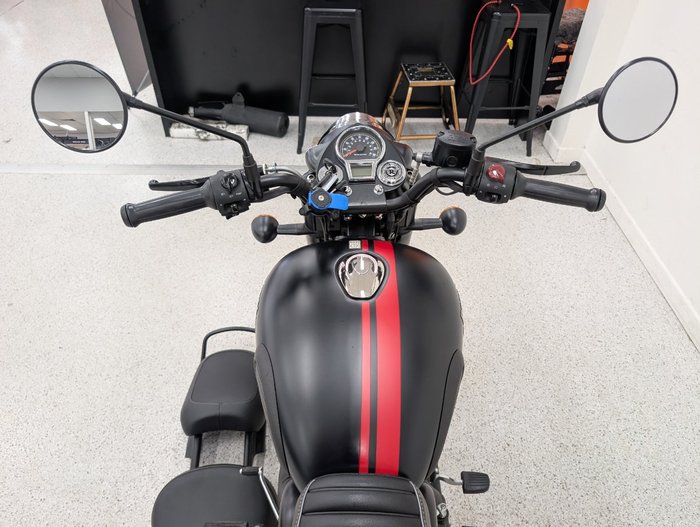 2022 Royal Enfield CLASSIC 350 DARK Black