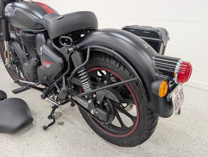 2022 Royal Enfield CLASSIC 350 DARK Black