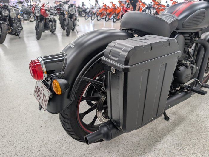 2022 Royal Enfield CLASSIC 350 DARK Black