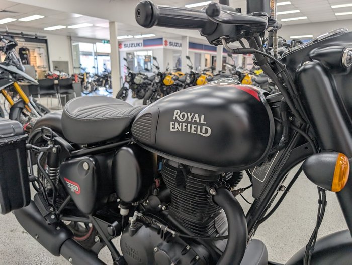 2022 Royal Enfield CLASSIC 350 DARK Black