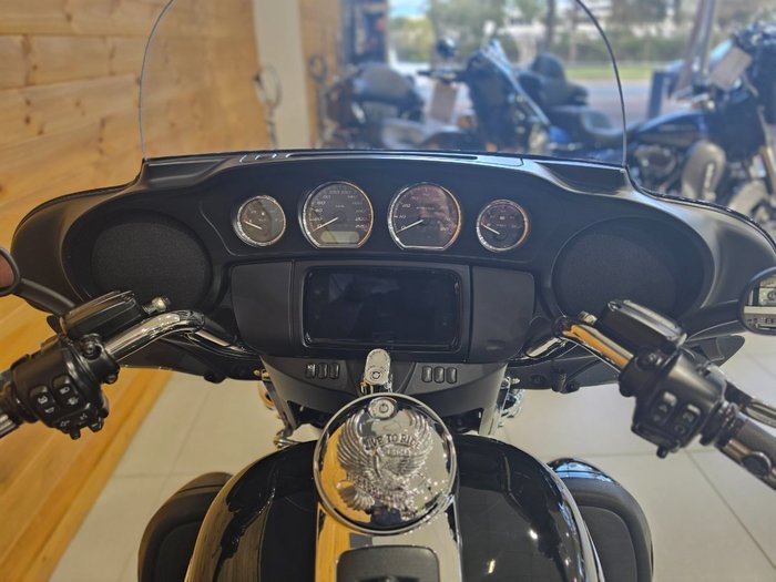 HARLEY-DAVIDSON 2019 HARLEY DAVIDSON 1900CC FLHTCUTG TRI GLIDE ULT