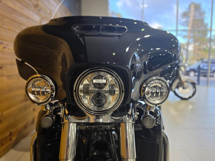 HARLEY-DAVIDSON 2019 HARLEY DAVIDSON 1900CC FLHTCUTG TRI GLIDE ULT