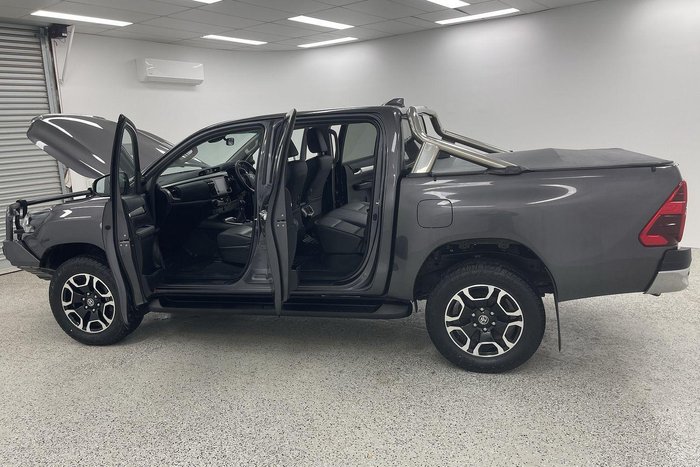 2022 Toyota Hilux SR5 GUN126R 4X4 Dual Range Silver Sky