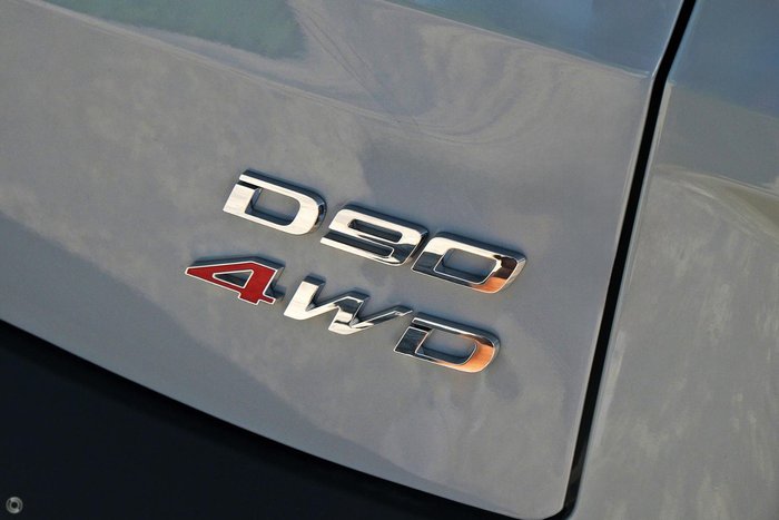 2026 LDV D90 Executive SV9A MY25 4X4 Dual Range Natural White / Black Roof