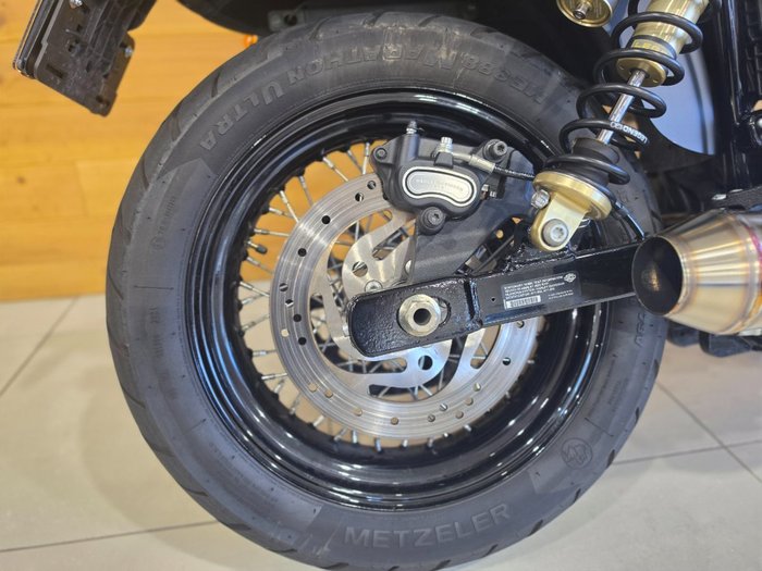 2015 HARLEY-DAVIDSON FXDB STREET BOB