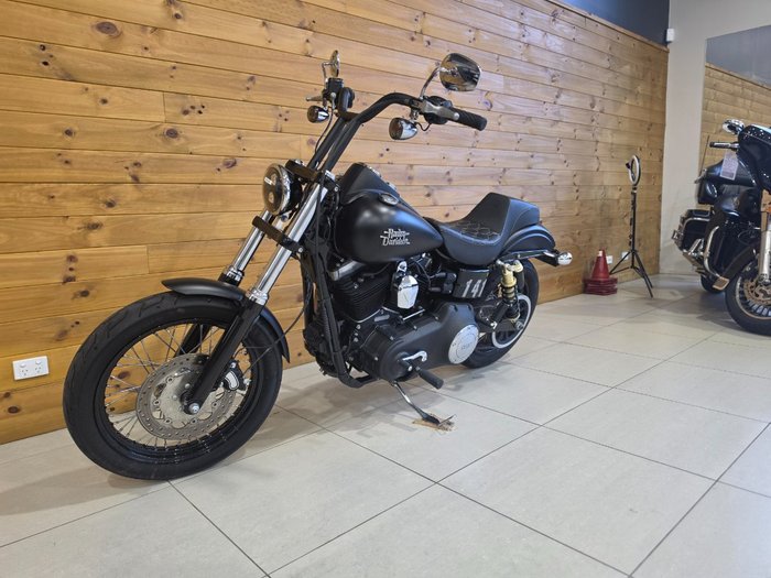 2015 HARLEY-DAVIDSON FXDB STREET BOB