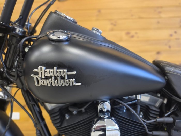 2015 HARLEY-DAVIDSON FXDB STREET BOB