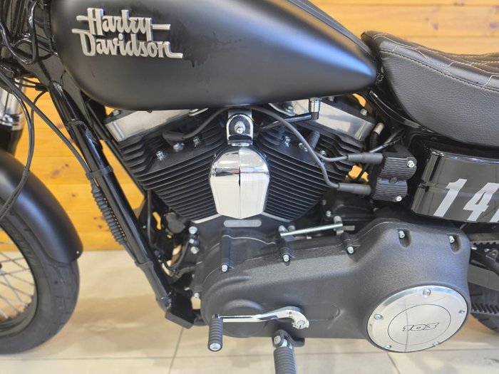 2015 HARLEY-DAVIDSON FXDB STREET BOB