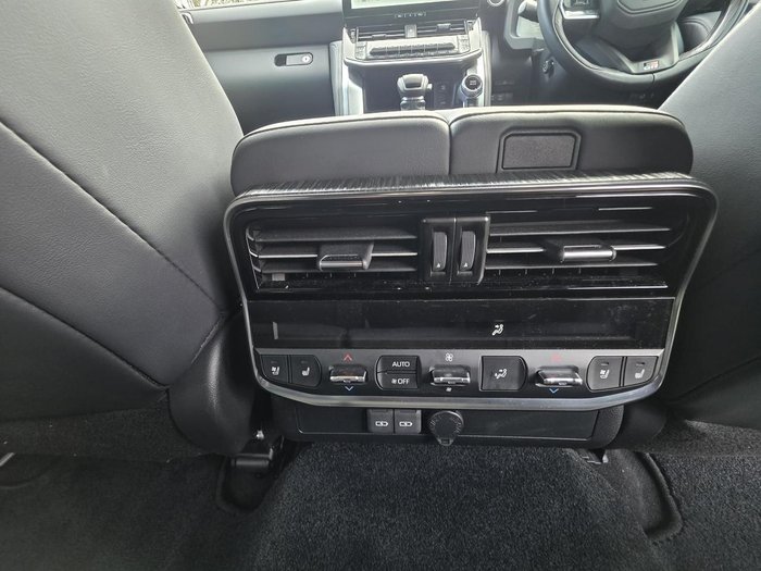 2025 Toyota Landcruiser GR Sport