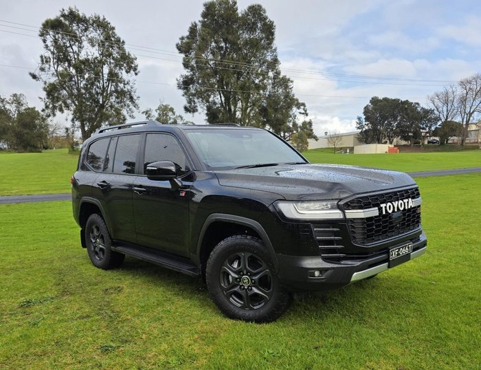 2025 Toyota Landcruiser GR Sport
