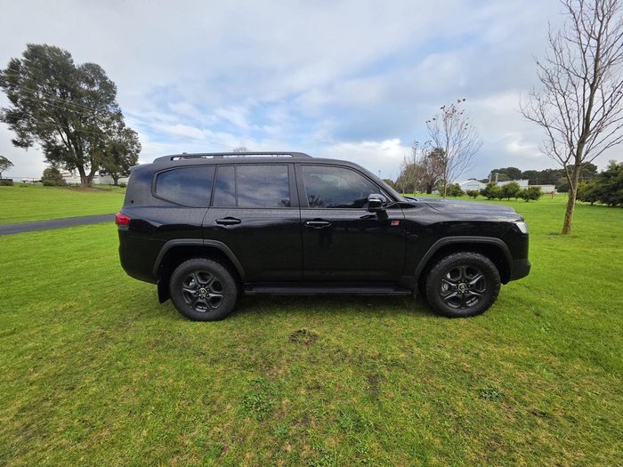 2025 Toyota Landcruiser GR Sport