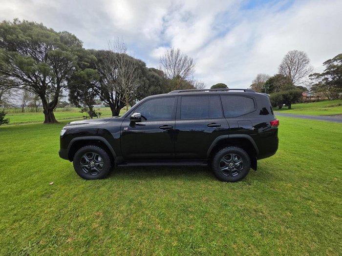 2025 Toyota Landcruiser GR Sport