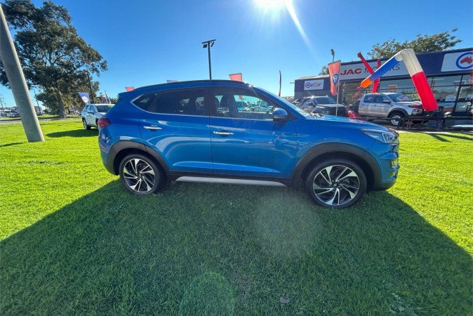 2019 HYUNDAI TUCSON HIGHLANDER (AWD) BLACK INT