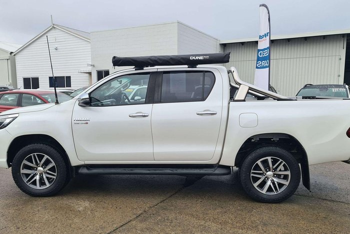 2019 Toyota Hilux SR5