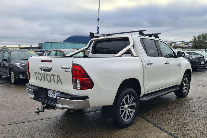 2019 Toyota Hilux SR5
