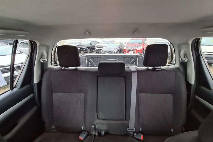 2019 Toyota Hilux SR5