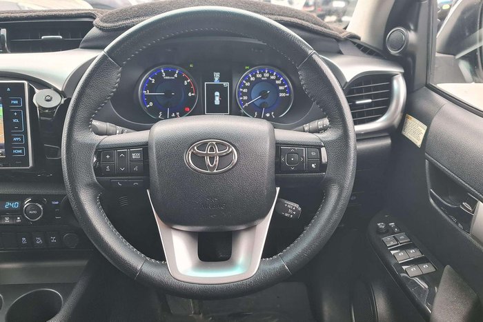 2019 Toyota Hilux SR5