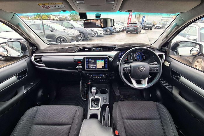2019 Toyota Hilux SR5