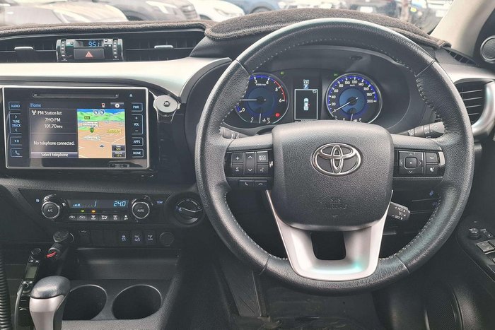 2019 Toyota Hilux SR5