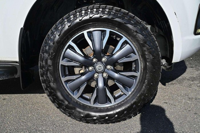 2020 Nissan Navara ST