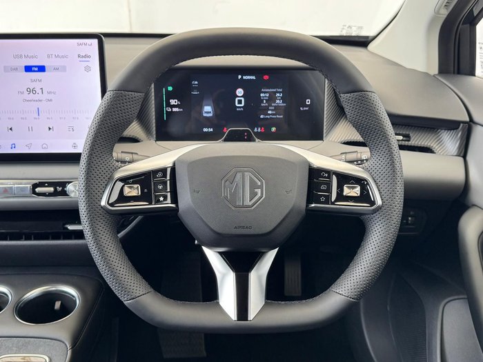 2026 MG MG4 Essence 64