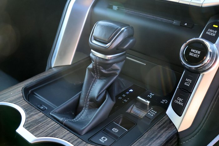 2023 Toyota Landcruiser VX