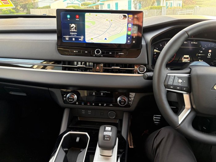 2025 Mitsubishi Outlander Exceed