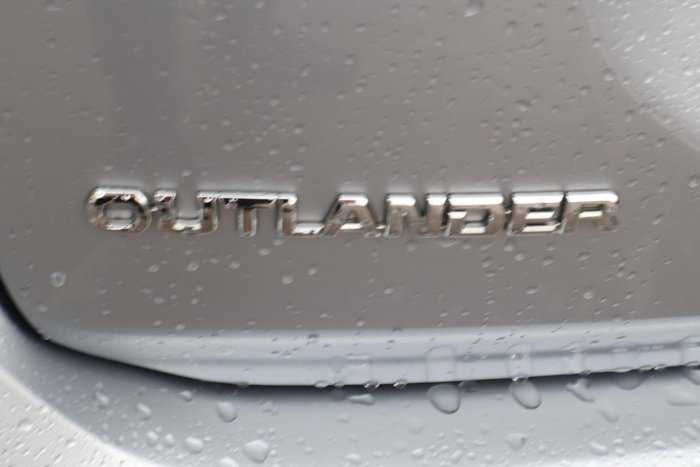 2017 Mitsubishi Outlander LS