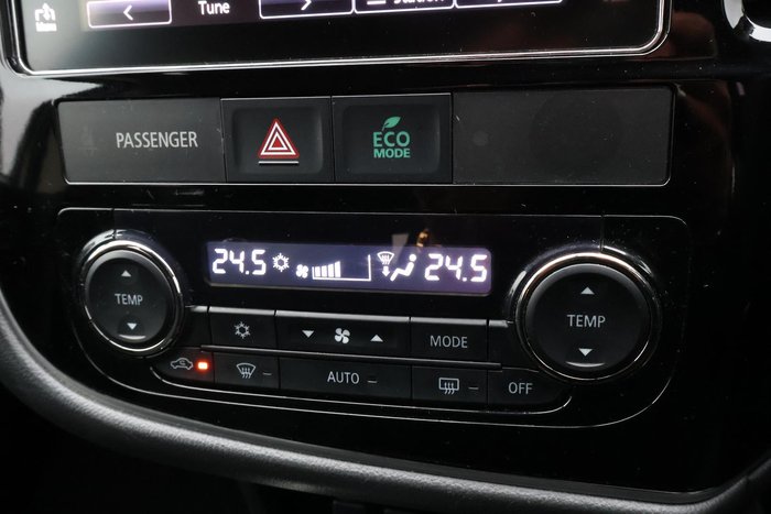2017 Mitsubishi Outlander LS