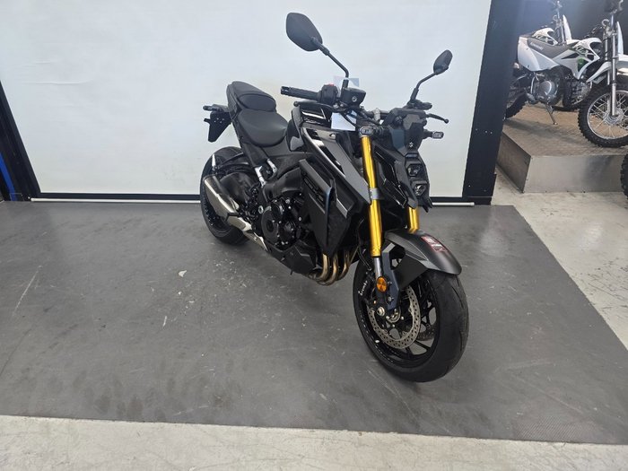 2026 Suzuki GSX-S1000 Black