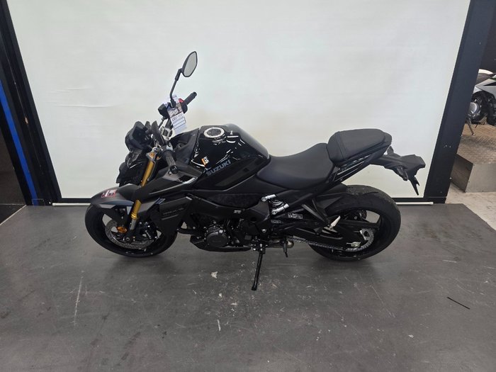 2026 Suzuki GSX-S1000 Black
