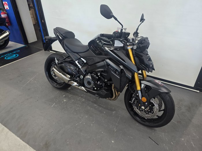 2026 Suzuki GSX-S1000 Black