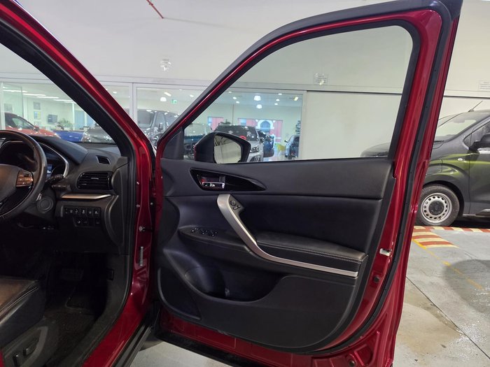 2024 Mitsubishi Eclipse Cross PHEV Exceed