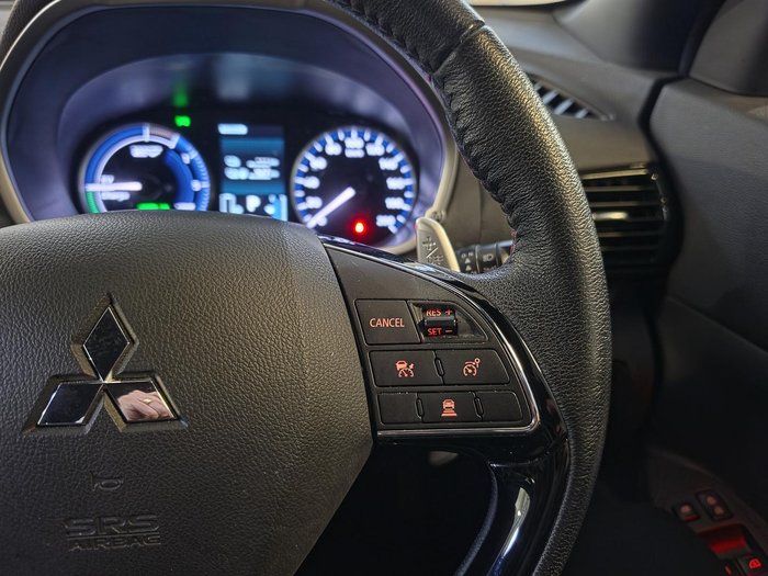 2024 Mitsubishi Eclipse Cross PHEV Exceed