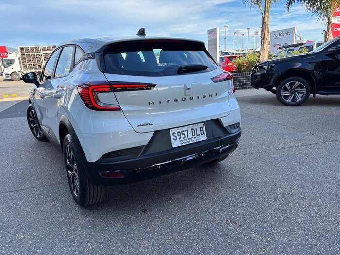 2025 Mitsubishi ASX LS