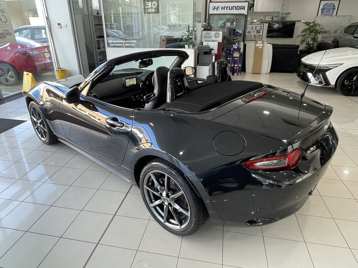 2016 Mazda MX-5 Roadster GT