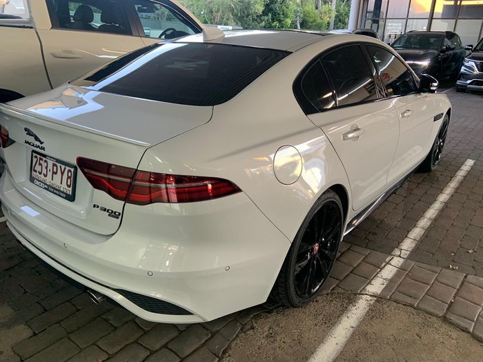 2021 Jaguar XE P300 R-Dynamic Black