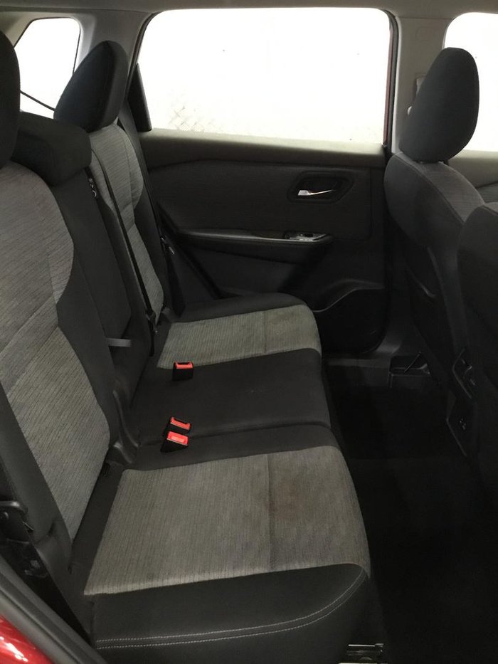 2024 Nissan X-TRAIL ST