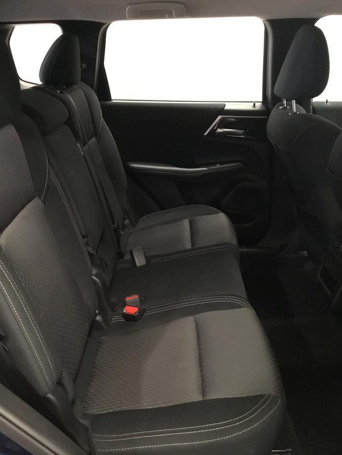 2024 Mitsubishi Outlander ES