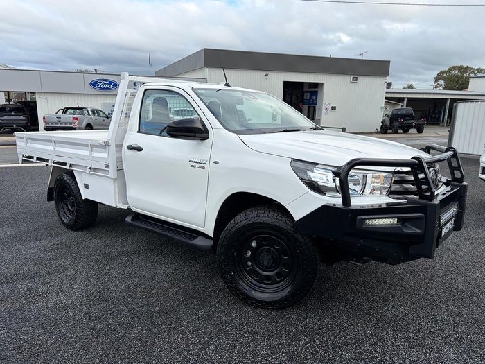2021 Toyota Hilux SR