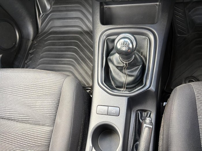2021 Toyota Hilux SR