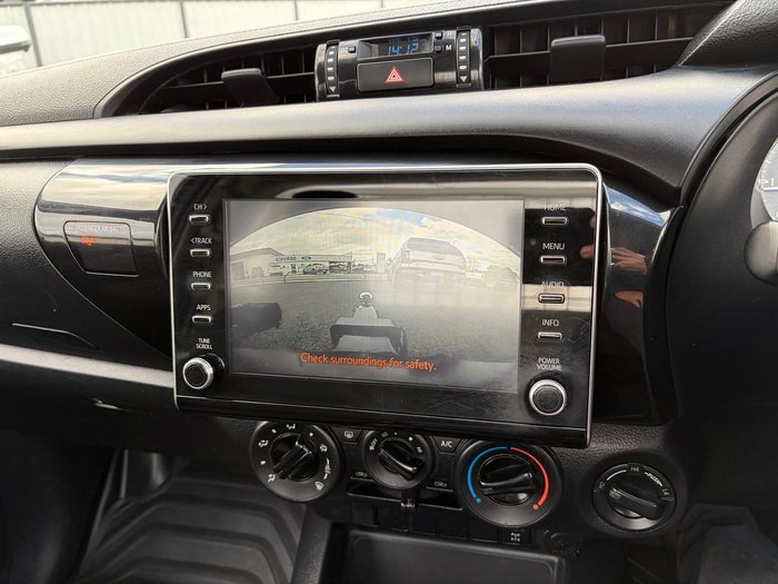 2021 Toyota Hilux SR