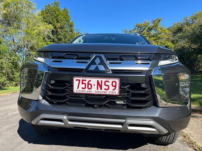 2024 Mitsubishi Pajero Sport Exceed
