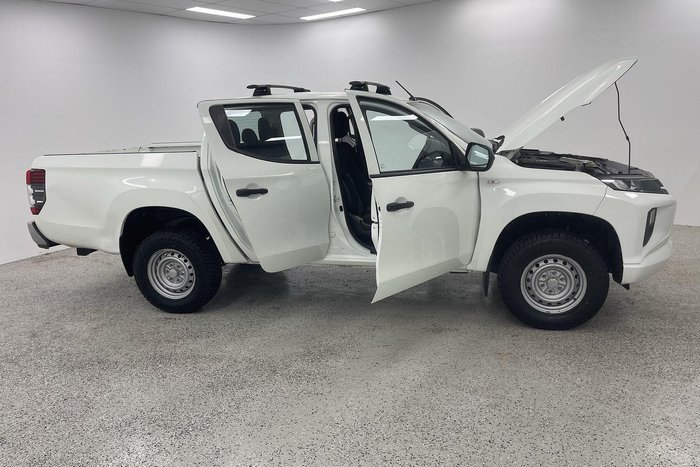 2022 Mitsubishi Triton GLX MR MY22 4x2 White