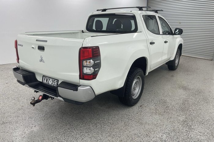 2022 Mitsubishi Triton GLX MR MY22 4x2 White