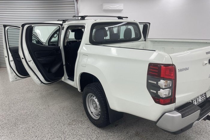 2022 Mitsubishi Triton GLX MR MY22 4x2 White