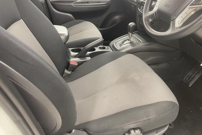 2022 Mitsubishi Triton GLX MR MY22 4x2 White